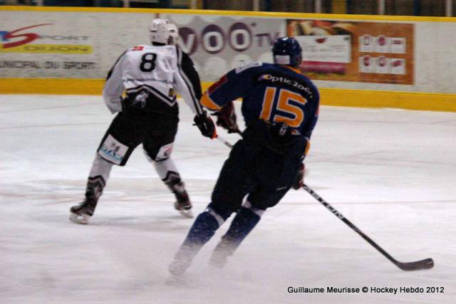 Photo hockey Division 3 - D3 : Play Off : Dijon II vs Briançon II - Coup de sifflet pour les play off