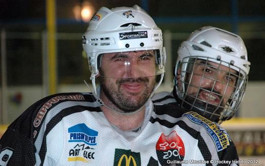 Photo hockey Division 3 - D3 : Play Off : Dijon II vs Briançon II - Coup de sifflet pour les play off