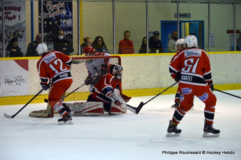Photo hockey Division 3 - D3 : Play Off 8èmes de Finale - Aller : Dijon  vs Lyon - Les Lions dévorent Dijon
