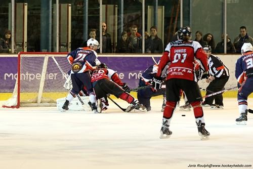 Photo hockey Division 3 - D3 : Play Offs - Carré Final : Montpellier  vs Valenciennes - Un match d’enfer