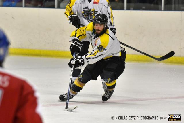 Photo hockey Division 3 - D3 : Play Offs - Carré Final : Wasquehal Lille vs Rouen II - Montrer ses intentions