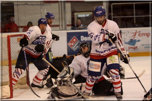 Photo hockey Division 3 - D3 Carré Final : Boulogne Billancourt vs Compiègne - Compiègne ouvre le bal