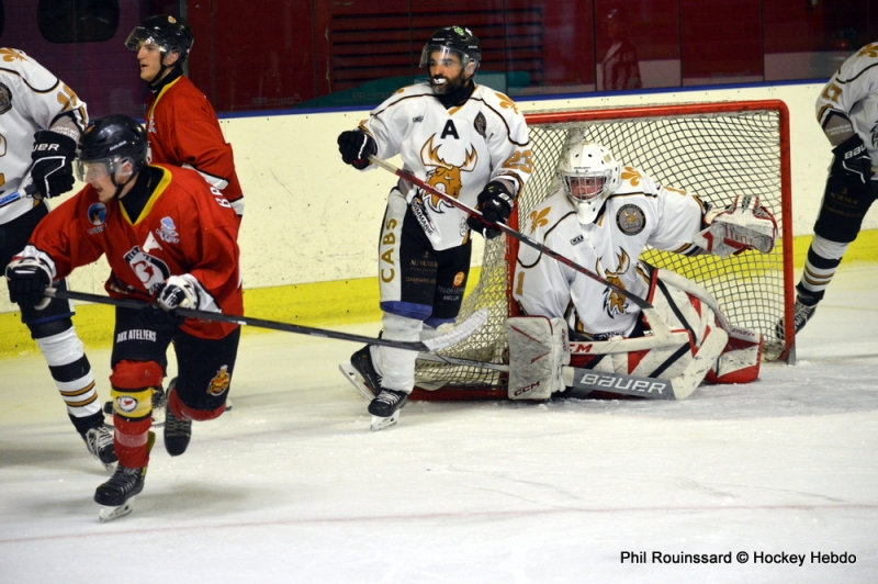 Photo hockey Division 3 - Division 3 - 1/4 de Finale - Match 2 : Besançon vs Dammarie-les-Lys - Aigles tête haute, Caribous qualifiés