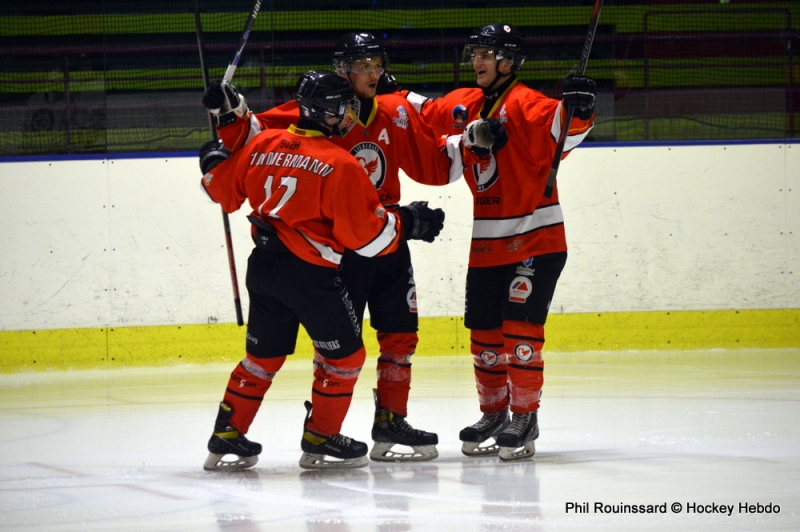 Photo hockey Division 3 - Division 3 : 12ème journée : Besançon vs Strasbourg II - La belle nettement remportée