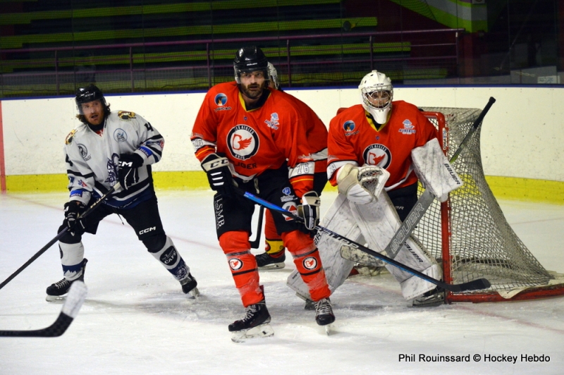 Photo hockey Division 3 - Division 3 : 20ème journée : Besançon vs HCMP II - Logique respectée