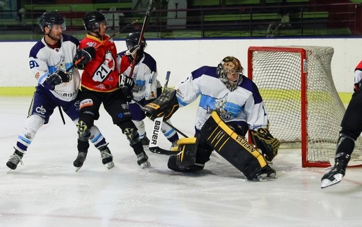 Photo hockey Division 3 - Division 3 : 7ème journée : Besançon vs Toulon - Une belle première envolée