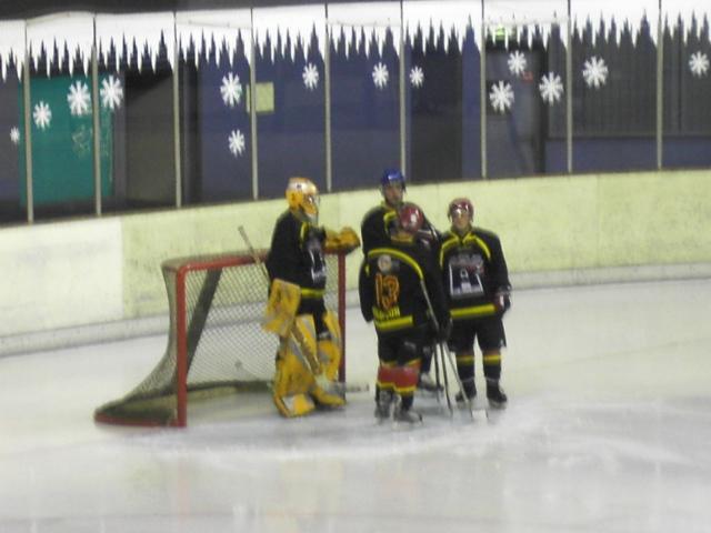 Photo hockey Division 3 - Division 3 : Besançon (Les Aigles) - D3 : Des Lions bien trop forts