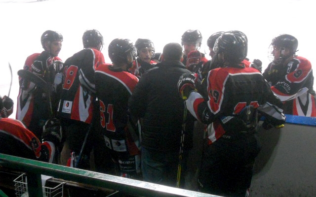 Photo hockey Division 3 - Division 3 - Bordeaux II - Poitiers : Gros coup d