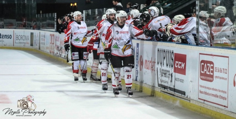 Photo hockey Division 3 - Division 3 : journée du 05 janvier 2019 : Bordeaux II vs La Roche-sur-Yon II - Leçon de hockey vendéenne !