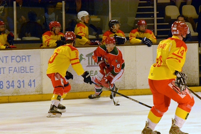 Photo hockey Division 3 - Division 3 : journée du 06 octobre 2018 : Courbevoie  vs Orléans - Les Coqs croquent les Renards