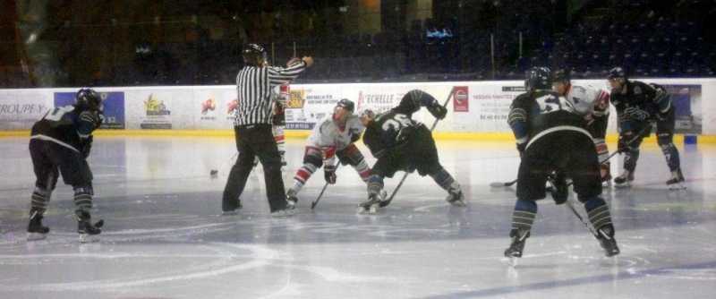 Photo hockey Division 3 - Division 3 : journée du 10 novembre 2018 : Nantes II vs Bordeaux II - Victoire sur une prolongation éclair 