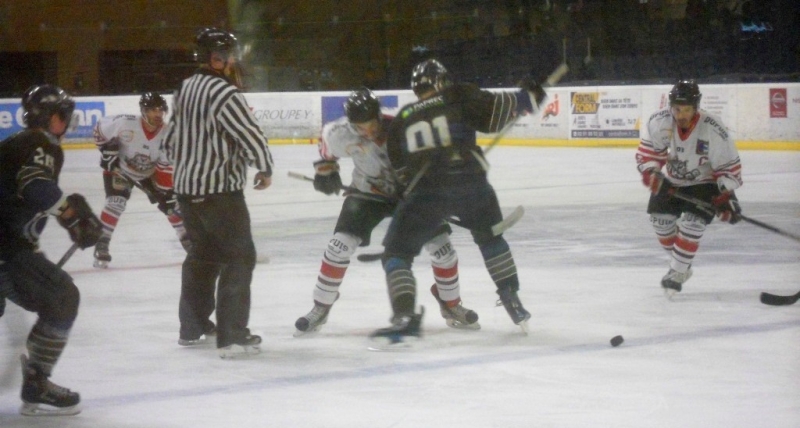 Photo hockey Division 3 - Division 3 : journée du 10 novembre 2018 : Nantes II vs Bordeaux II - Victoire sur une prolongation éclair 