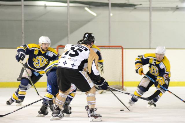 Photo hockey Division 3 - Division 3 : journée du 11 février 2017 : Evry / Viry Mineur vs Dammarie-les-Lys - D3 : Les Caribous renouent avec la victoire