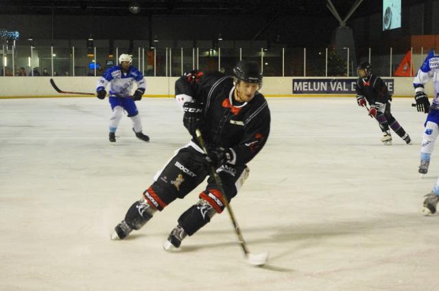 Photo hockey Division 3 - Division 3 : journée du 17 décembre 2016 : Dammarie-les-Lys vs Garges - D3 : Les Caribous passent la seconde !