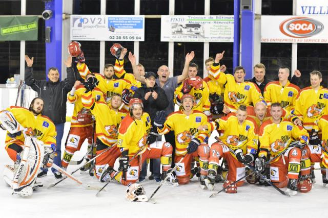 Photo hockey Division 3 - Division 3 : journée du 21-22 novembre 2015 : Orléans vs Valenciennes - D3 : Orléans s