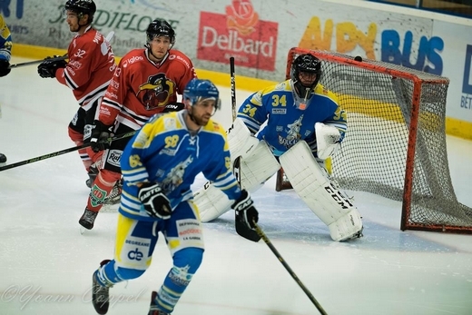 Photo hockey Division 3 - Division 3 : journée du 23 septembre 2017 : Morzine-Avoriaz vs Toulon - D3 : Les Pingouins atomisent Toulon