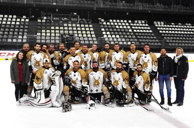 Photo hockey Division 3 - Division 3 : journée du 28 janvier 2017 : Cergy-Pontoise II vs Dammarie-les-Lys - D3 : Les Caribous ne grillent pas leur joker