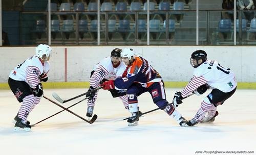 Photo hockey Division 3 - Division 3 : journée du 28 novembre 2015 : Montpellier  vs Annecy II - Une rencontre déterminante