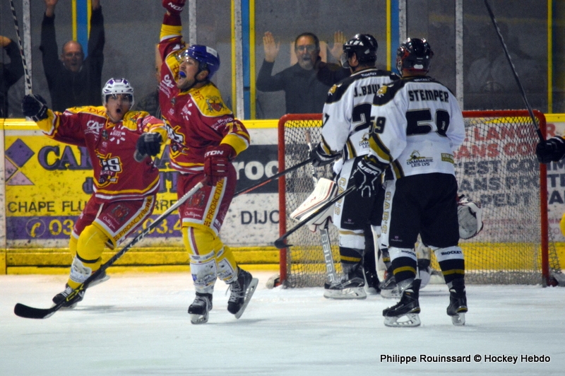 Photo hockey Division 3 - Division 3 : journée du 4 novembre 2017 : Dijon  vs Dammarie-les-Lys - Les Caribous renversent Messire le Duc