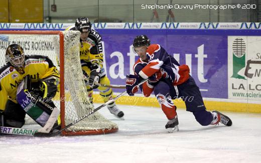 Photo hockey Europe : Continental Cup - CHL - Europe : Continental Cup - CHL : Rouen (Les Dragons) - Hockey : Conti Cup, Les Dragons restent maîtres du jeu