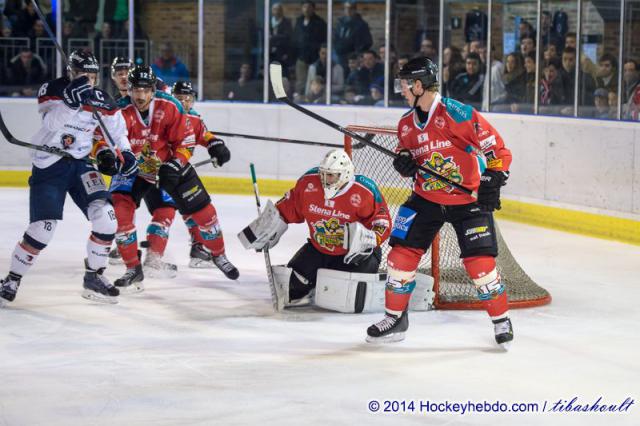 Photo hockey Europe : Continental Cup - CHL - Europe : Continental Cup - CHL - Si proche et si loin à la fois !