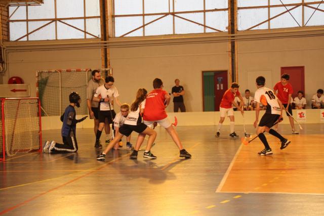 Photo hockey Floorball  - Floorball  - Prise de la température : les Tigres de Grenoble