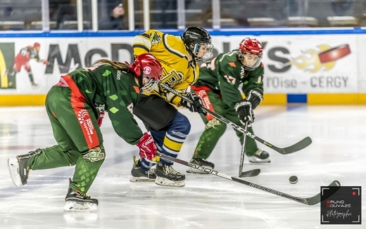 Photo hockey Féminin U17 / U20 Elite - : Cergy-Pontoise / Féminin vs Evry / Viry - Féminin - Féminin élite : Les Jokers dominent les Jets Photo hockey Féminin U17 / U20 Elite - : Cergy-Pontoise / Féminin vs Evry / Viry - Féminin - Féminin élite : Les Jokers dominent les Jets