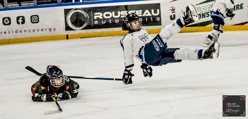 Photo hockey Féminin U17 / U20 Elite - : Cergy-Pontoise / Féminin vs Tours / Féminine - Féminin Elite - Les Jokers renversent les Remparts Photo hockey Féminin U17 / U20 Elite - : Cergy-Pontoise / Féminin vs Tours / Féminine - Féminin Elite - Les Jokers renversent les Remparts
