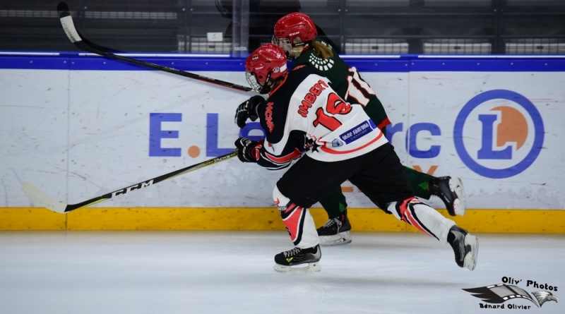 Photo hockey Féminin U17 / U20 Elite - Féminin U17 / U20 Elite - Elite Féminine - Cergy fait le travail face à Neuilly Photo hockey Féminin U17 / U20 Elite - Féminin U17 / U20 Elite - Elite Féminine - Cergy fait le travail face à Neuilly
