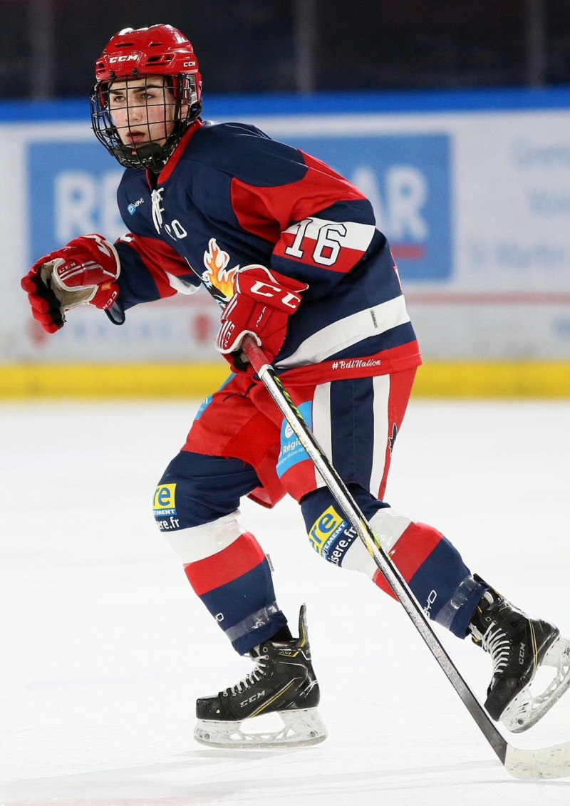 Photo hockey Hockey dans le Monde - Hockey dans le Monde - Mathis Dufour : parcours d’un jeune joueur qui a traversé l’Atlantique