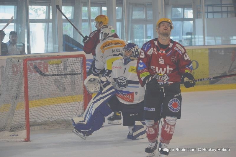 Photo hockey Hockey en Europe -  : Ambrì-Piotta vs Bremerhaven - Coupe des Bains : La passe de deux