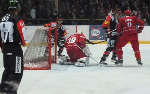 Photo hockey Hockey en Europe - Hockey en Europe - Hockeyades : Un deuxième tiers fatal