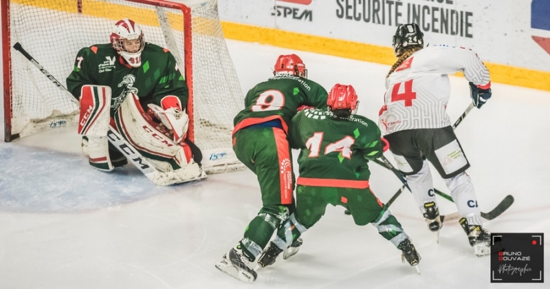 Photo hockey Hockey en France -  : Cergy-Pontoise / Féminin vs Amiens / Féminin - Féminin élite : Cergy réussit sa rentrée
