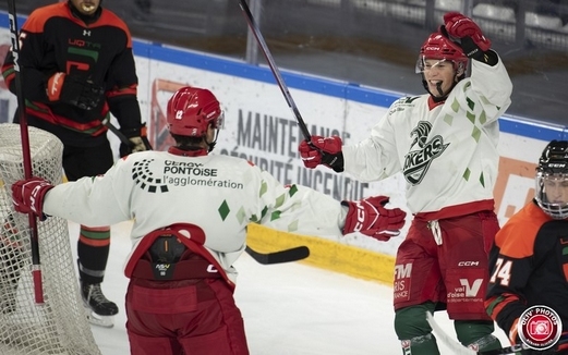 Photo hockey Hockey en France -  : Cergy-Pontoise vs Patriotes Université Québec Trois-Rivières - Amical - Cergy s