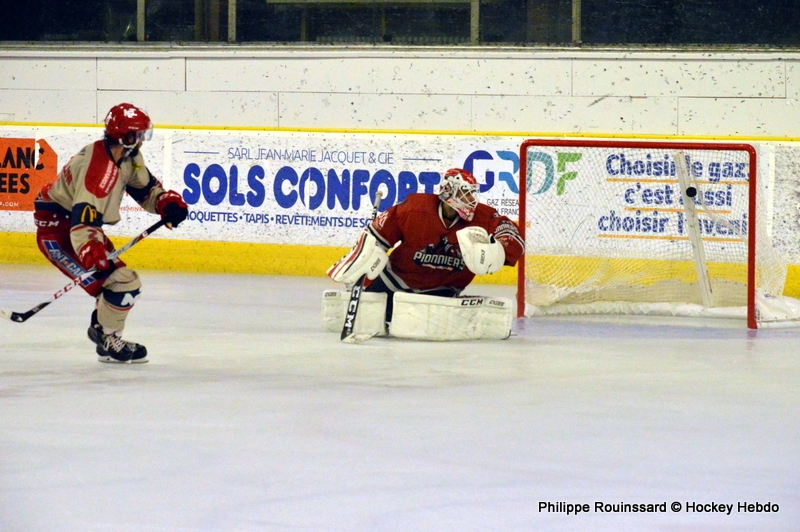 Photo hockey Hockey en France -  : Chamonix  vs Grenoble  - Les Brûleurs d