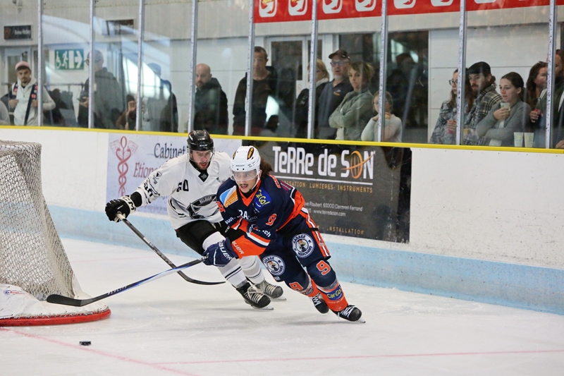 Photo hockey Hockey en France -  : Clermont-Ferrand vs Toulouse-Blagnac - Amical D2 – Les Bélougas frappent fort face à des Sangliers diminués
