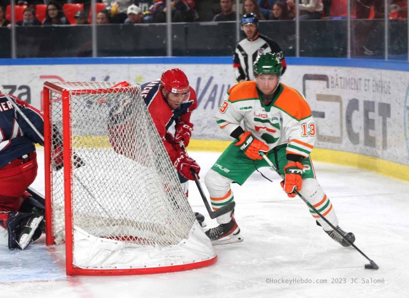 Photo hockey Hockey en France -  : Grenoble  vs Patriotes Université Québec Trois-Rivières - Les universitaires Québécois à la hauteur