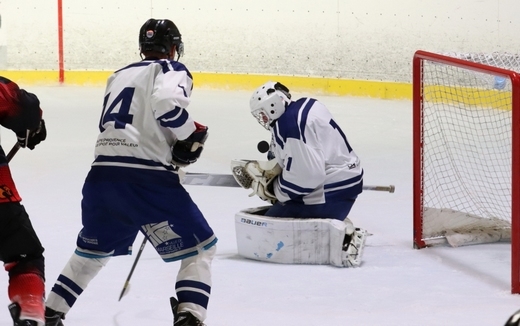 Photo hockey Hockey en France -  : Marseille vs La Roche-sur-Yon II - Les Aigles se qualifient au bout du suspense - TF 1/2 Finale 1