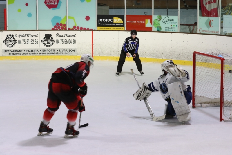 Photo hockey Hockey en France -  : Marseille vs La Roche-sur-Yon II - Les Aigles se qualifient au bout du suspense - TF 1/2 Finale 1