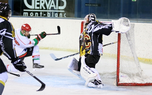 Photo hockey Hockey en France -  : Mont-Blanc vs Chambéry - La Haute-Savoie l’emporte dans le Derby