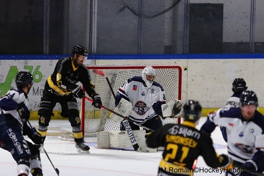 Photo hockey Hockey en France -  : Rouen vs Angers  - Première réussie pour les dragons.