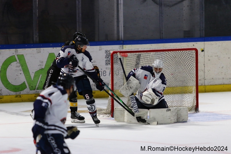 Photo hockey Hockey en France -  : Rouen vs Angers  - Première réussie pour les dragons.