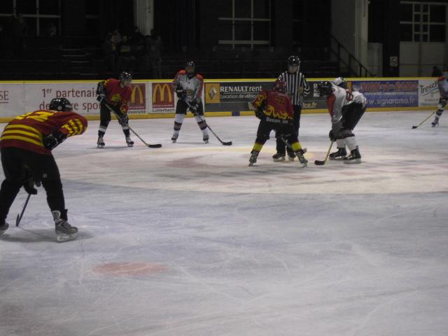 Photo hockey Hockey en France - Hockey en France - Loisirs : Match équilibré et sympathique
