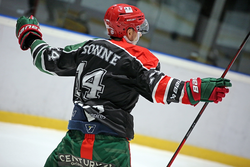 Photo hockey Hockey en France - Hockey en France - Mont-Blanc, 7 à la maison !