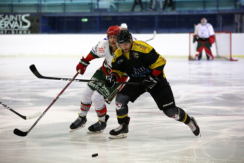 Photo hockey Hockey en France - Hockey en France - Une nouvelle opposition au couteau !