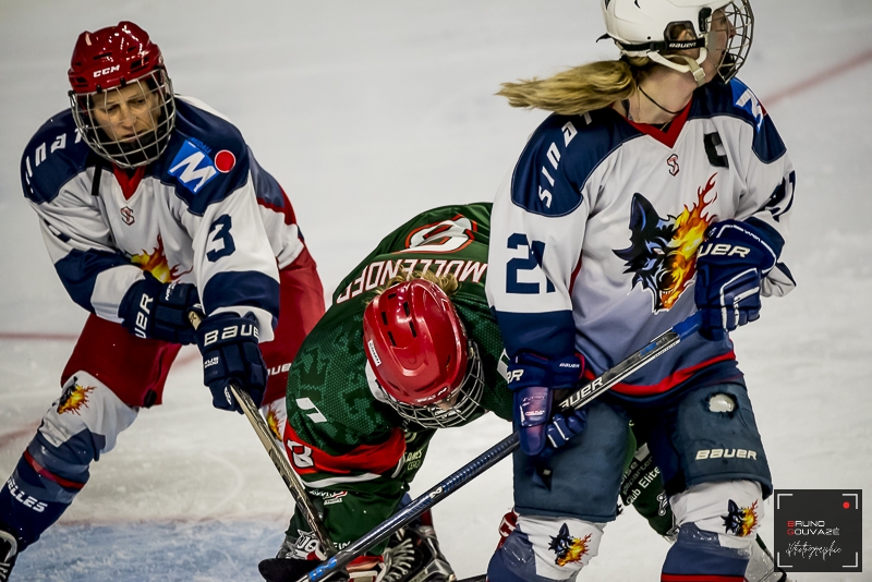 Photo hockey Hockey Féminin -  : Grenoble / Féminin vs Cergy-Pontoise / Féminin - Carré final Féminin élite : Tours et Cergy s’offrent une finale