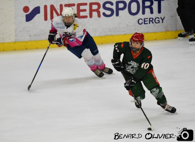 Photo hockey Hockey Féminin - Hockey Féminin - Féminines : Les Jokers font tomber le leader!