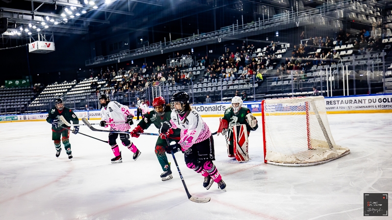 Photo hockey Hockey Féminin - : Cergy-Pontoise / Féminin vs Amiens / Féminin - Féminin élite : Retour sur la victoire d’Amiens à Cergy Photo hockey Hockey Féminin - : Cergy-Pontoise / Féminin vs Amiens / Féminin - Féminin élite : Retour sur la victoire d’Amiens à Cergy