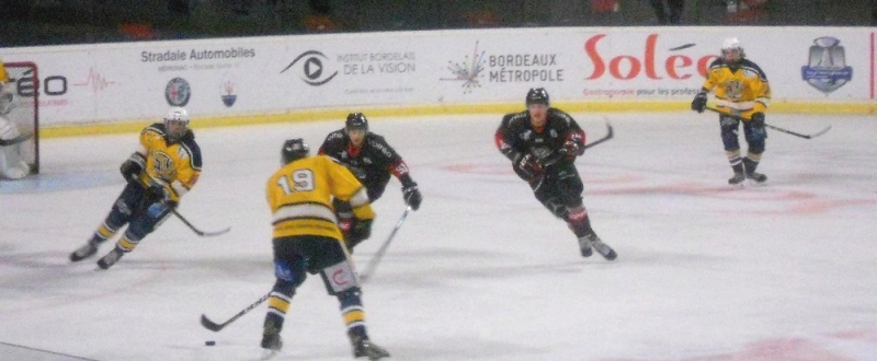 Photo hockey Hockey Mineur -  : Bordeaux vs Evry / Viry (EVH 91) - U20 - Une belle deuxième pour les Boxers 