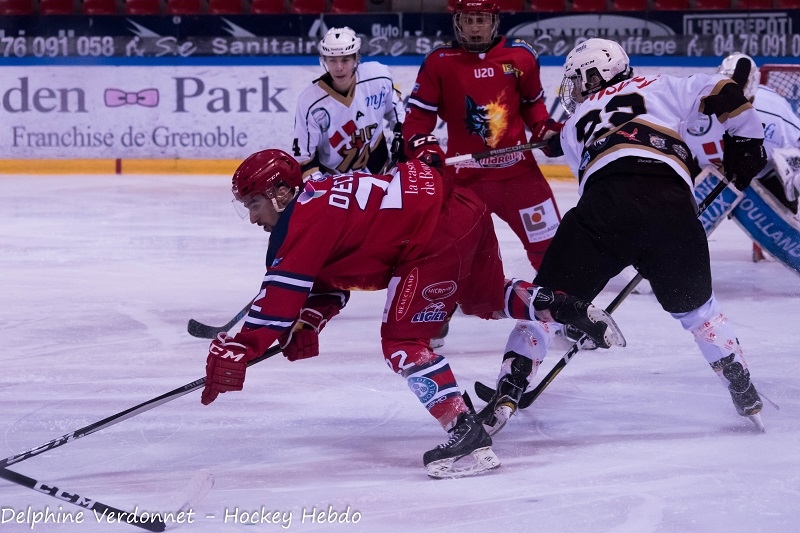 Photo hockey Hockey Mineur - Hockey Mineur - Le Loup d’un souffle